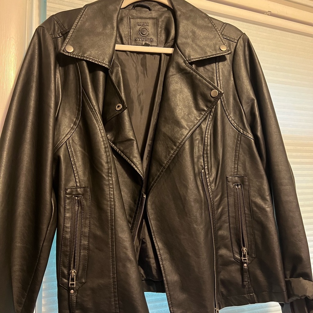 Max studio black leather jacket
